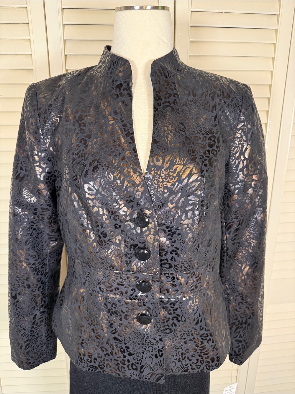 Isabella NWT Iridescent Metallic Leopard Print Blazer Jacket Size 8